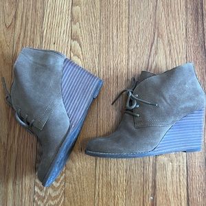 Lucky Brand heels